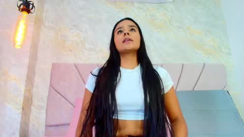 Snapshot of ariana_florez chatting on May 2026 07:21:01 PM Sofia online show from May 2026 07:21:01 PM