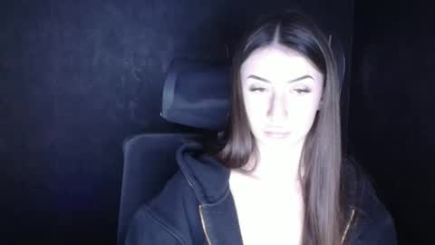 Snapshot of ariana_muur chatting on October 2025 06:44:01 AM Ariana online show from October 2025 06:44:01 AM