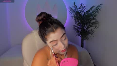 Snapshot of ariana_pierce chatting on October 2025 12:28:01 PM Ariana online show from October 2025 12:28:01 PM