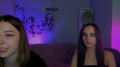 Snapshot of ariana_ross7 chatting on September 2025 12:06:01 PM ariana_ross7 online show from September 2025 12:06:01 PM