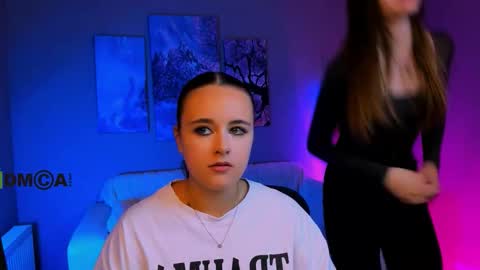 Snapshot of ariana_ross7 chatting on September 2025 03:48:02 PM ariana_ross7 online show from September 2025 03:48:02 PM