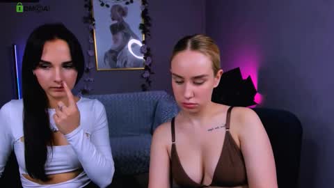 Snapshot of ariana_ross7 chatting on October 2025 07:44:01 PM ariana_ross7 online show from October 2025 07:44:01 PM