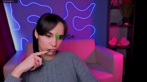 Snapshot of ariana_ross7 chatting on November 2025 10:26:02 AM ariana_ross7 online show from November 2025 10:26:02 AM