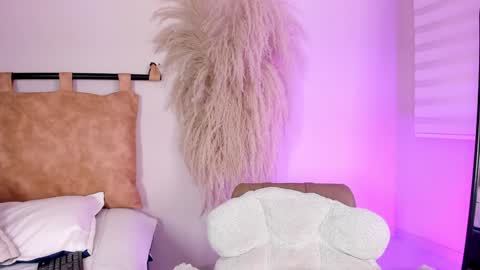 Ariana  online show from January 2025 12:40:01 PM