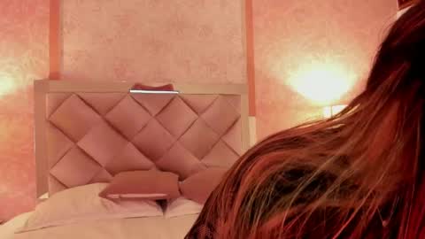 Ari online show from September 2025 03:30:02 AM