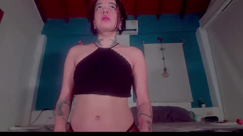 ariana_whitee online show from October 2025 04:47:01 AM