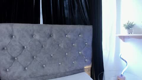 Snapshot of arianaa_jones chatting on December 2025 09:02:01 PM online show from December 2025 09:02:01 PM