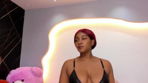 Ariana online show from April 2026 12:04:01 PM