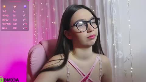 Snapshot of arianahot777 chatting on February 2025 09:25:02 PM arianahot777 online show from February 2025 09:25:02 PM