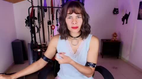 Snapshot of arianna_connorr chatting on May 2026 01:19:01 PM arianna_connorr online show from May 2026 01:19:01 PM