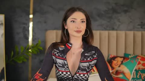 arianna_moonx online show from July 2026 04:39:33 PM