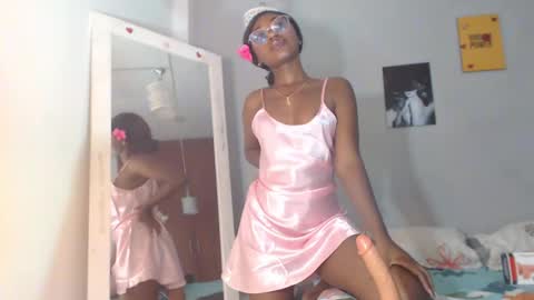 arianna rossi online show from March 2026 01:33:01 PM