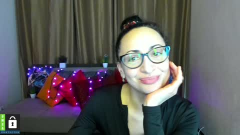 Arianna online show from January 2025 04:04:02 PM