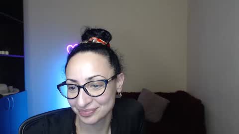 Arianna online show from February 2025 09:41:02 PM