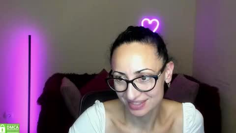 Arianna online show from September 2025 06:41:02 PM