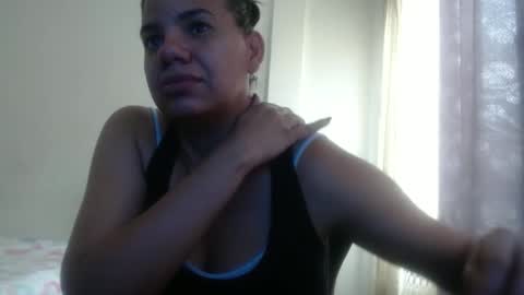 Snapshot of ariannaloovel chatting on September 2025 03:17:02 PM ariannaloovel online show from September 2025 03:17:02 PM