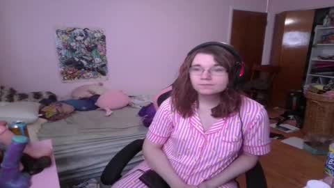 Snapshot of ariathebrat chatting on May 2026 09:22:01 PM Ariathebrat online show from May 2026 09:22:01 PM