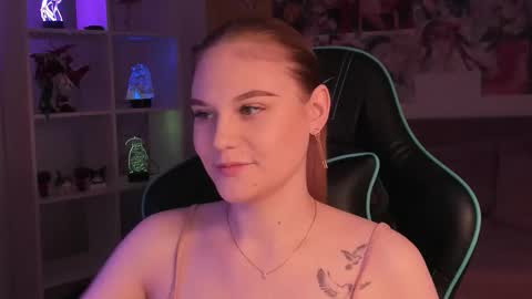 Aria online show from November 2025 05:28:02 AM