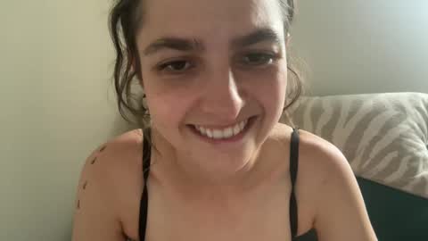 Snapshot of ariel_lena chatting on September 2025 07:47:01 PM Ariel online show from September 2025 07:47:01 PM