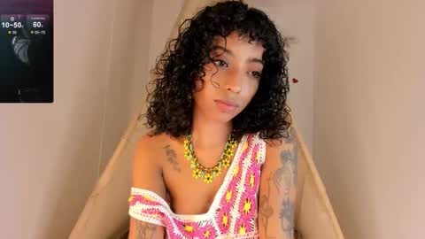 Snapshot of ariella_ruiz chatting on October 2025 12:06:02 PM A R I online show from October 2025 12:06:02 PM