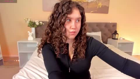 Ariella GTM3  Tue Wed Thu Fri Sat  0400 am-1030pm online show from June 2026 01:05:01 AM