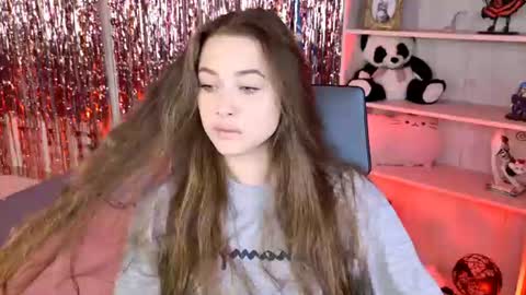 Snapshot of arielsykes chatting on June 2026 07:00:02 AM arielsykes online show from June 2026 07:00:02 AM