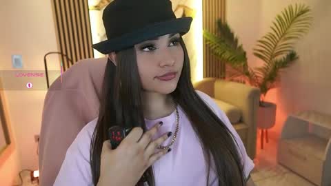 Snapshot of arigigomez chatting on May 2026 11:39:02 AM Arigi Gomez online show from May 2026 11:39:02 AM