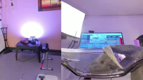 Snapshot of ariianabaker chatting on November 2025 03:01:02 PM Arianna online show from November 2025 03:01:02 PM