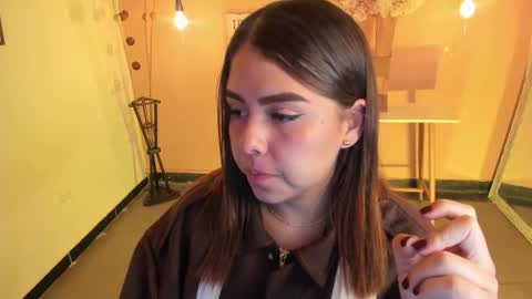 Snapshot of ariianabaker chatting on December 2025 03:17:01 PM Arianna online show from December 2025 03:17:01 PM