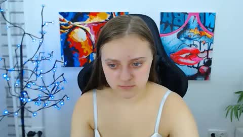 arinabelle online show from November 2025 01:26:01 AM