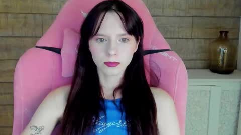 Arinakubrick online show from November 2025 01:22:01 PM