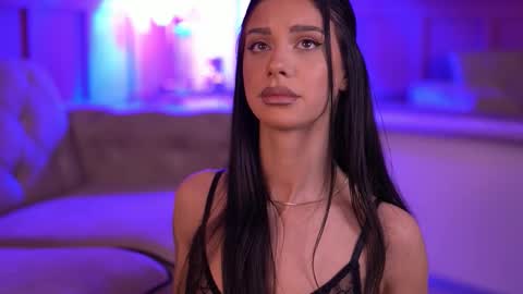 Arina online show from September 2025 05:17:01 PM