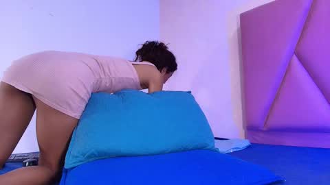 Arleth  online show from September 2025 03:10:01 AM