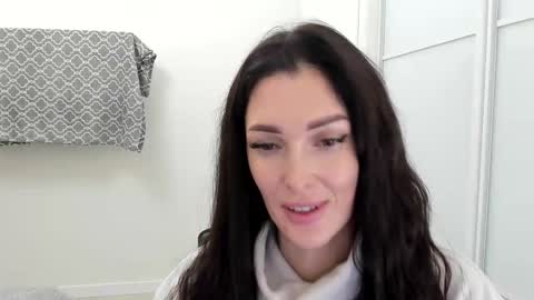 armanigirl online show from November 2025 01:40:01 PM