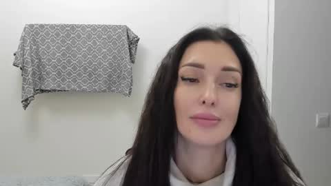 armanigirl online show from November 2025 12:22:01 PM