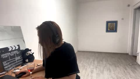 arnitagueits online show from October 2025 01:14:01 PM