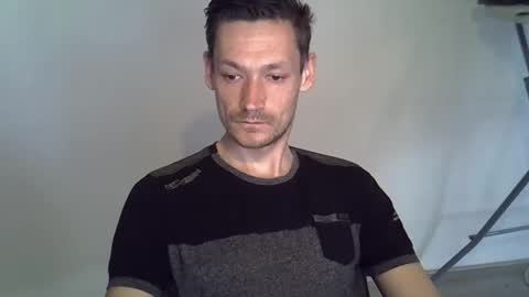 arnoanro online show from March 2026 04:11:02 PM