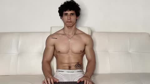 Snapshot of arnold_black69 chatting on December 2024 08:33:01 PM arnold black online show from December 2024 08:33:01 PM