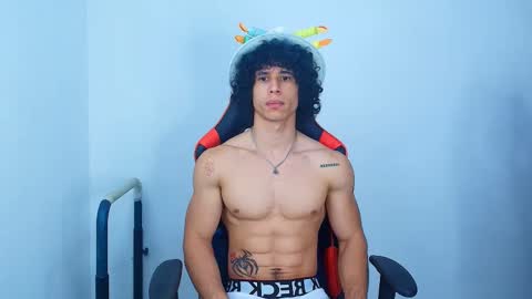 Snapshot of arnold_black69 chatting on September 2025 12:29:01 PM arnold black online show from September 2025 12:29:01 PM