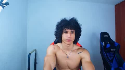 Snapshot of arnold_black69 chatting on September 2025 12:28:02 PM arnold black online show from September 2025 12:28:02 PM