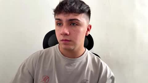 aron__cooper online show from November 2025 02:09:01 PM