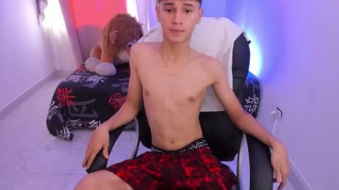 Aaron online show from February 2026 08:14:02 PM