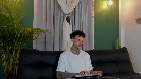 Aron ford online show from November 2025 10:06:02 AM