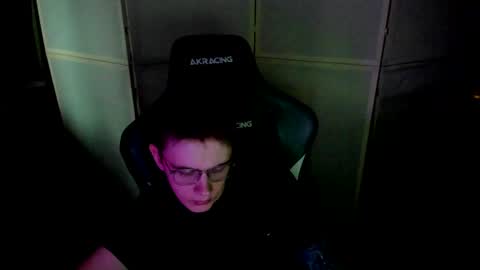Snapshot of aron_neall chatting on December 2024 10:39:02 AM biggest penis online show from December 2024 10:39:02 AM