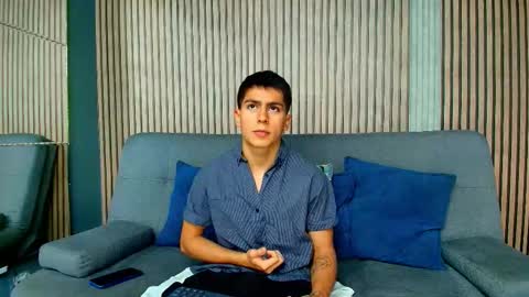 aron_pulse online show from February 2026 01:20:01 PM