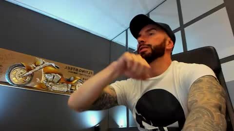 AronGrant online show from April 2026 09:41:02 AM