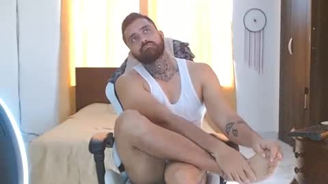 Snapshot of aronmiller404 chatting on December 2024 05:08:01 PM aronmiller online show from December 2024 05:08:01 PM