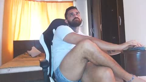 Snapshot of aronmiller404 chatting on December 2024 06:53:01 PM aronmiller online show from December 2024 06:53:01 PM