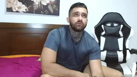 Snapshot of aronmiller404 chatting on September 2025 10:46:02 PM aronmiller online show from September 2025 10:46:02 PM