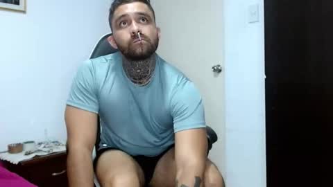 Snapshot of aronmiller404 chatting on September 2025 04:11:01 PM aronmiller online show from September 2025 04:11:01 PM